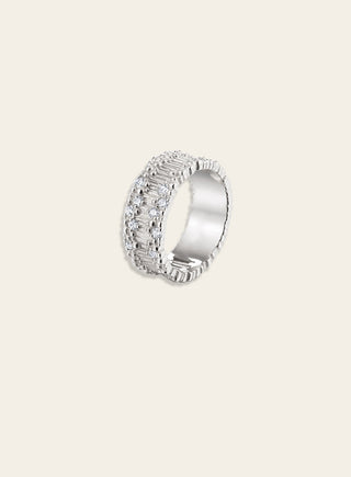 Tiara diamond ring, white gold